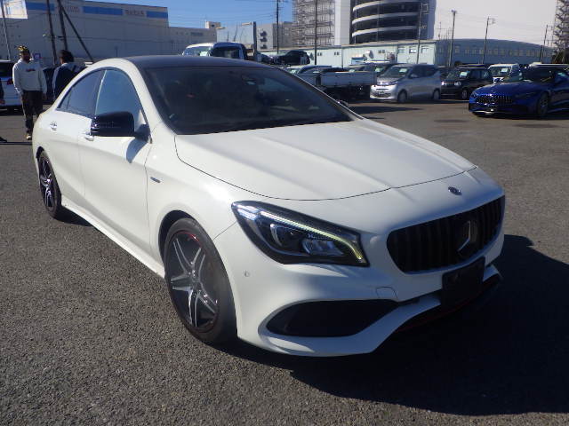 Mercedes-Benz CLA250 4MATIC 4WD