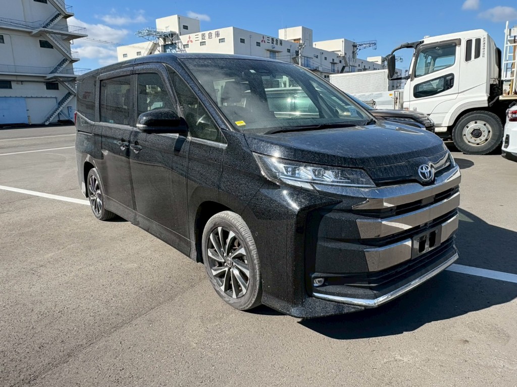 Toyota Noah S-Z